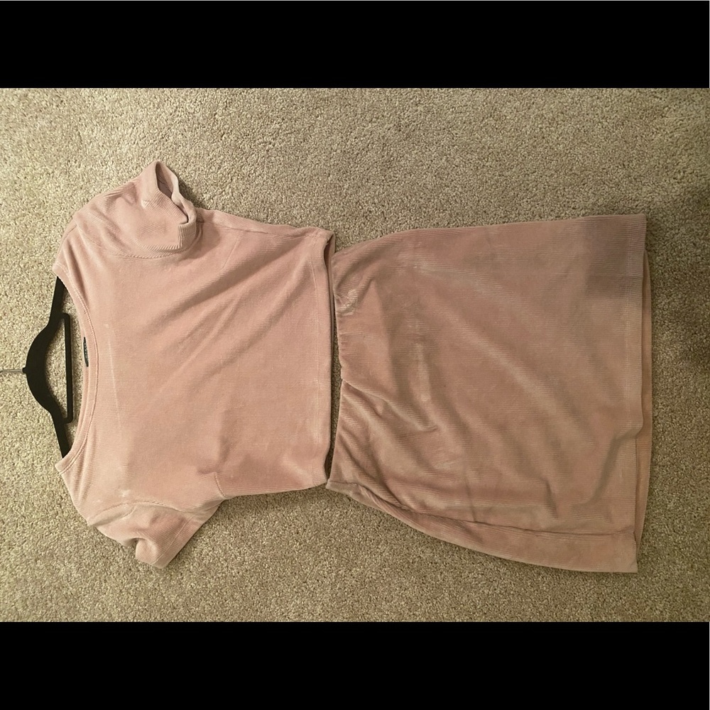 Two piece set